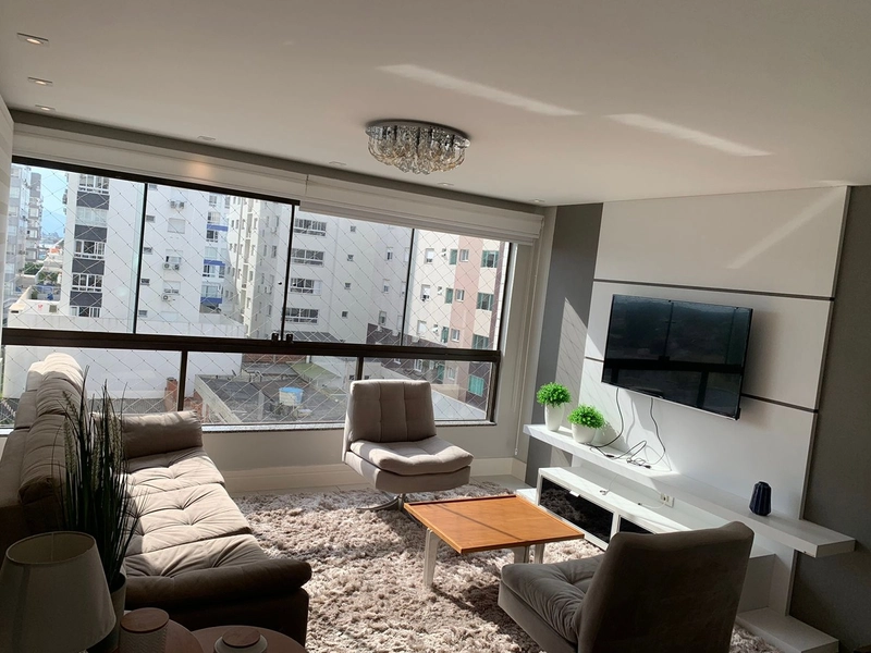 Apartamento de 3 dormitórios de frente, mobiliado, Navegantes.: 2ª foto da galeria de imagens do imóvel