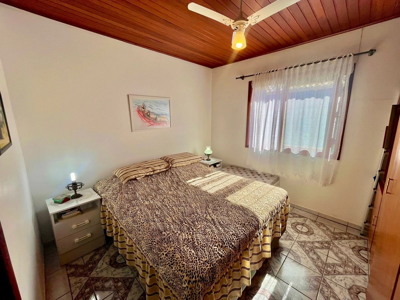 Casa de 3 dormitórios, próximo do mar em Marina Maristela Xangrilá.: 30ª foto da galeria de imagens do imóvel