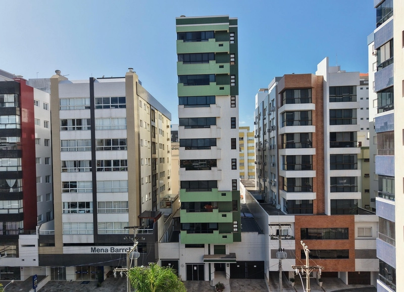 Apartamento com 3 box living amplo com vista mar!!: 27ª foto da galeria de imagens do imóvel