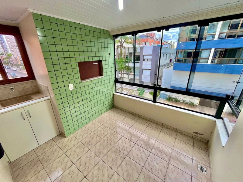 Apartamento frente praça em Capão da Canoa!: 3ª foto da galeria de imagens do imóvel
