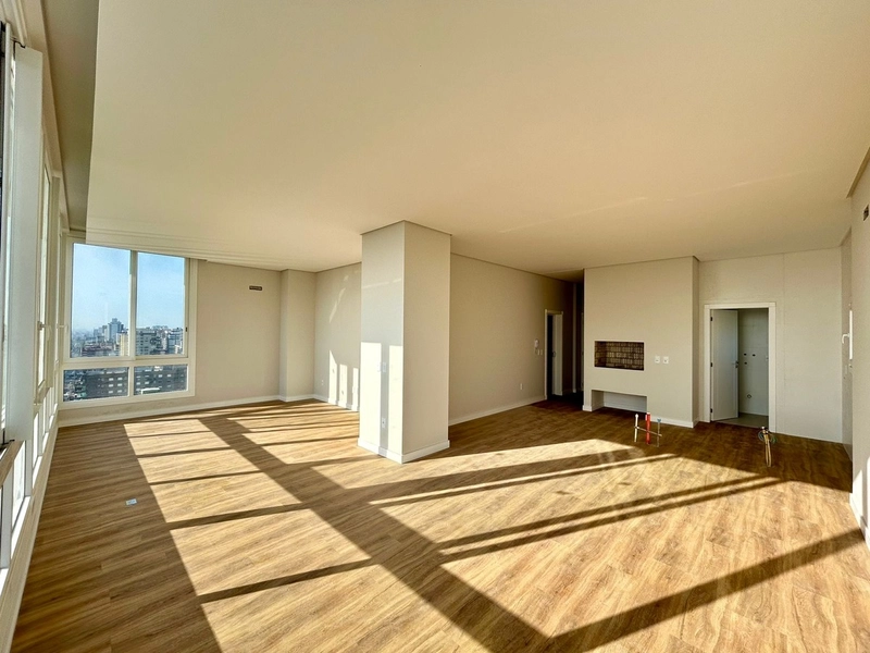 Apartamento 03 dormitórios no Centro de Capão da Canoa: 1ª foto da galeria de imagens do imóvel