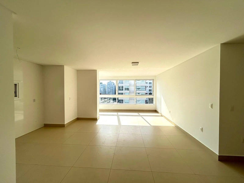 Apartamento 03 dormitórios vista Mar e Lagoa em Capão da Canoa: 2ª foto da galeria de imagens do imóvel