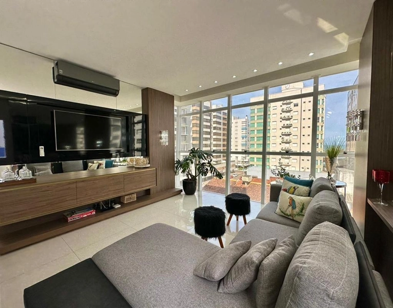Apartamento de frente ,mobiliado e decorado! 2 dormitórios com suíte!: 5ª foto da galeria de imagens do imóvel