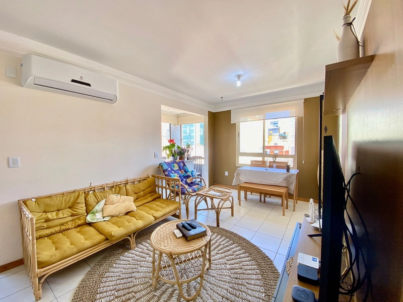 Apartamento de 2 dormitórios Uma quadra do mar!!: 10ª foto da galeria de imagens do imóvel