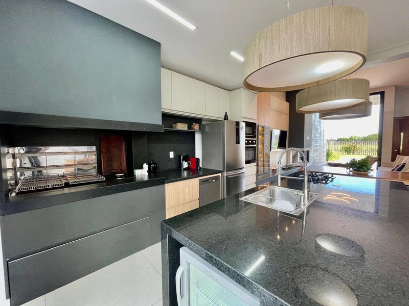 Casa Térrea 4 suítes Beira Lago - Cond Capão Ilhas - Capão da Canoa: 17ª foto da galeria de imagens do imóvel