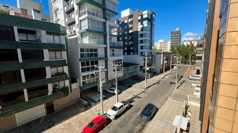 Apartamento de frente, 2 dormitórios, dependência, mobiliado, box!: 2ª foto da galeria de imagens do imóvel