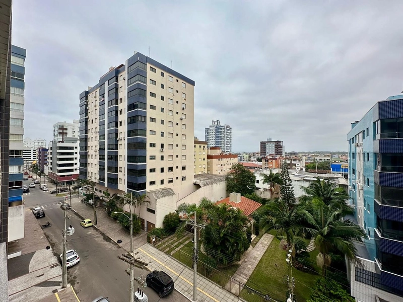 Apartamento 2 dormitórios, com sacada, mobiliado e decorado!: 1ª foto da galeria de imagens do imóvel