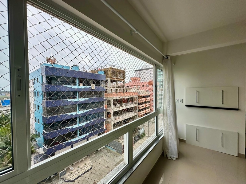 Apartamento 2 dormitórios, com sacada, mobiliado e decorado!: 3ª foto da galeria de imagens do imóvel