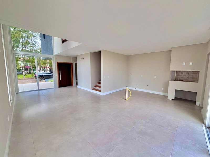 Sobrado novo em Xangrilá próximo ao mar: 8ª foto da galeria de imagens do imóvel