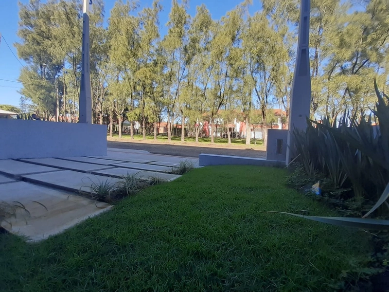 Sobrado novo em Xangrilá próximo ao mar: 3ª foto da galeria de imagens do imóvel