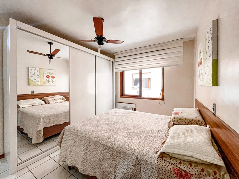 Apartamento de 3 Dormitórios com box uma Quadra do mar: 9ª foto da galeria de imagens do imóvel