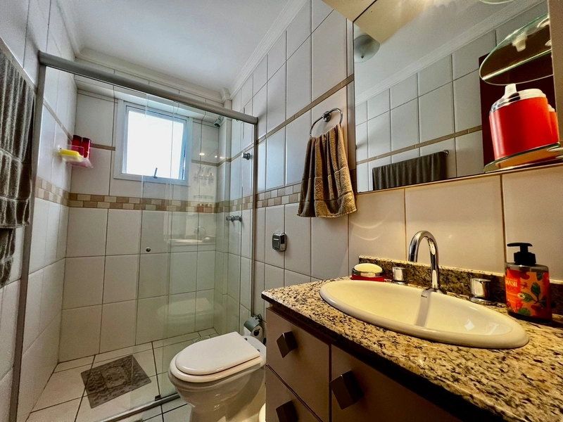 Apartamento de frente, mobiliado, na melhor Praça de Capão!: 6ª foto da galeria de imagens do imóvel