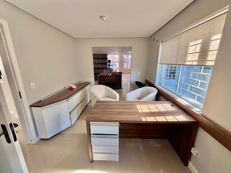 Loja com 420m² na Av. Paraguassu em Xangri-lá para venda ou Locação: 14ª foto da galeria de imagens do imóvel