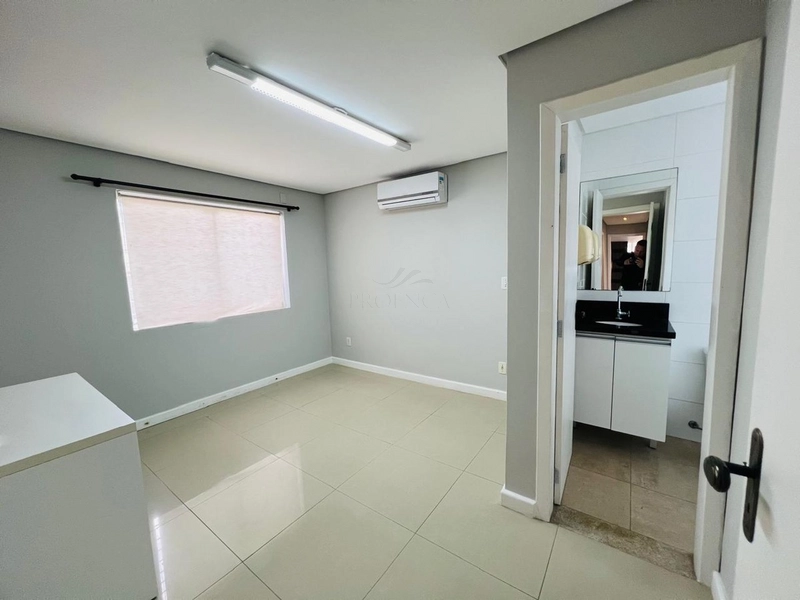 Loja com 420m² na Av. Paraguassu em Xangri-lá para venda ou Locação: 36ª foto da galeria de imagens do imóvel