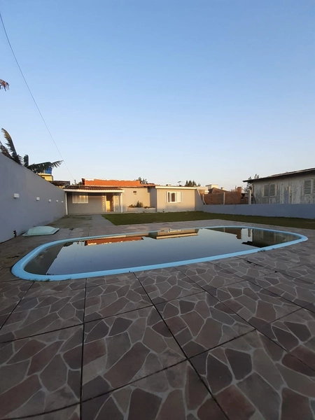 Casa com piscina próximo a praia e prazo de até 60 x p/ pagar!: 8ª foto da galeria de imagens do imóvel