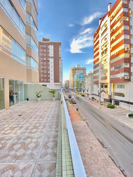 Apartamento finamente mobiliado com terraço junto a Av. Poti: 15ª foto da galeria de imagens do imóvel