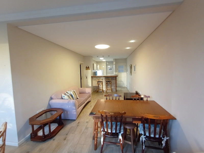 Apartamento de 3 dormitórios, mobiliado, de frente, centro de Capão.: 7ª foto da galeria de imagens do imóvel