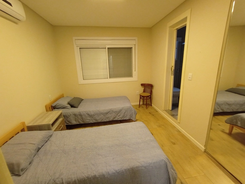 Apartamento de 3 dormitórios, mobiliado, de frente, centro de Capão.: 9ª foto da galeria de imagens do imóvel