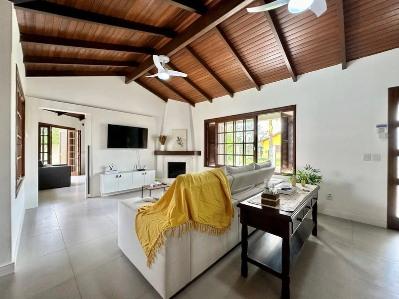 Casa com 2 Terrenos 4 Dormitórios C/ Piscina ( Xangri-Lá ): 16ª foto da galeria de imagens do imóvel