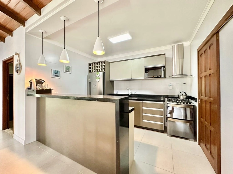 Casa com 2 Terrenos 4 Dormitórios C/ Piscina ( Xangri-Lá ): 12ª foto da galeria de imagens do imóvel