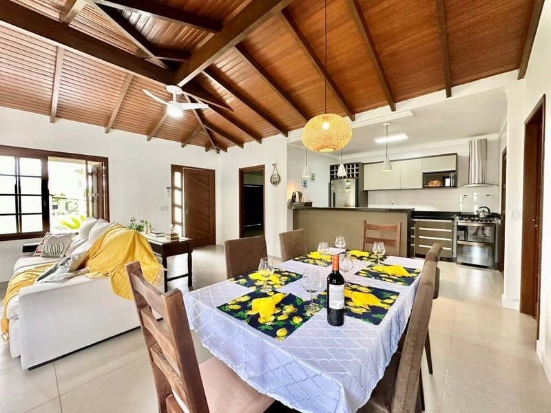 Casa com 2 Terrenos 4 Dormitórios C/ Piscina ( Xangri-Lá ): 3ª foto da galeria de imagens do imóvel