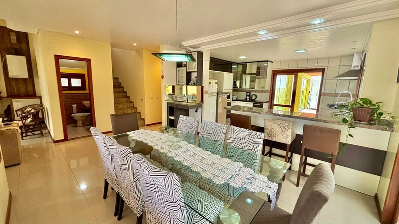 Casa em Condomínio com 4 quartos, 4 vagas e 300m² Capão da Canoa: 9ª foto da galeria de imagens do imóvel