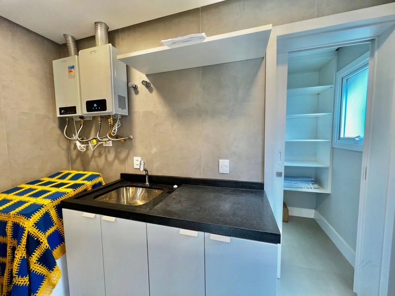 Condomínio Sunset, Casa Espetacular  5 suítes! Piscina!: 13ª foto da galeria de imagens do imóvel