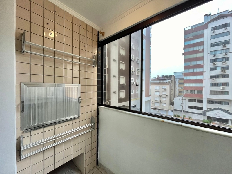 Centro! Apartamento 2 dormitórios com terraço, churrasuqueira, box!: 3ª foto da galeria de imagens do imóvel