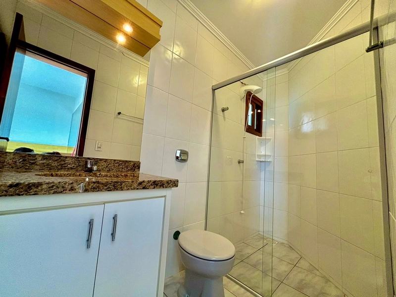 Duplex 2 dormitórios, mobiliado na beira mar.: 17ª foto da galeria de imagens do imóvel