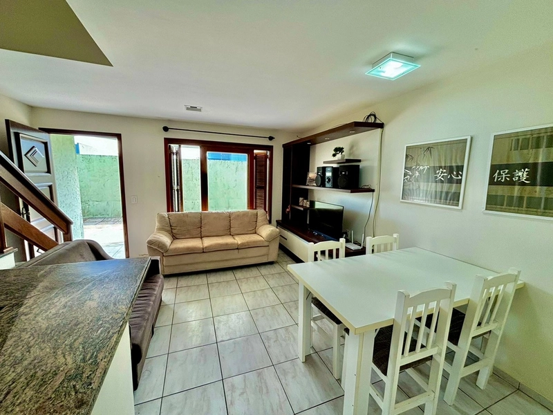 Duplex 2 dormitórios, mobiliado na beira mar.: 4ª foto da galeria de imagens do imóvel