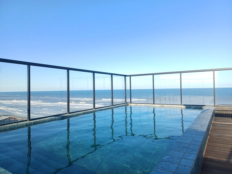 Apartamento com terraço na Praça Flávio Boianovski em Capão!: 3ª foto da galeria de imagens do imóvel