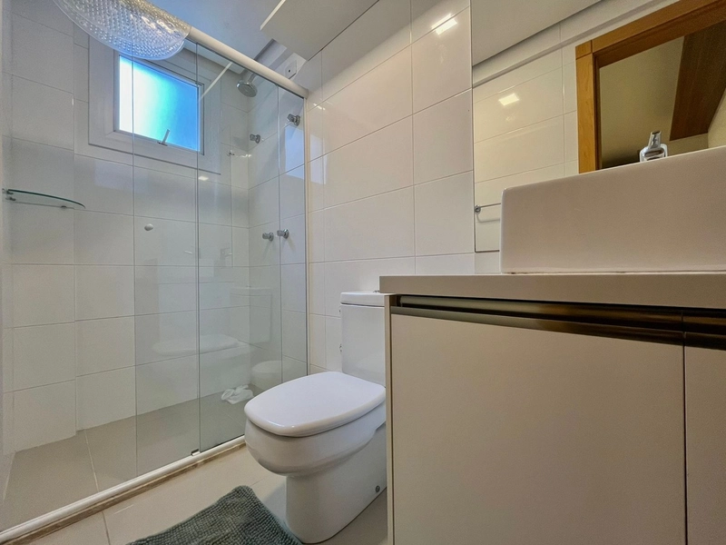 Apartamento de 03 dormitórios à beira mar em Capão da Canoa: 2ª foto da galeria de imagens do imóvel