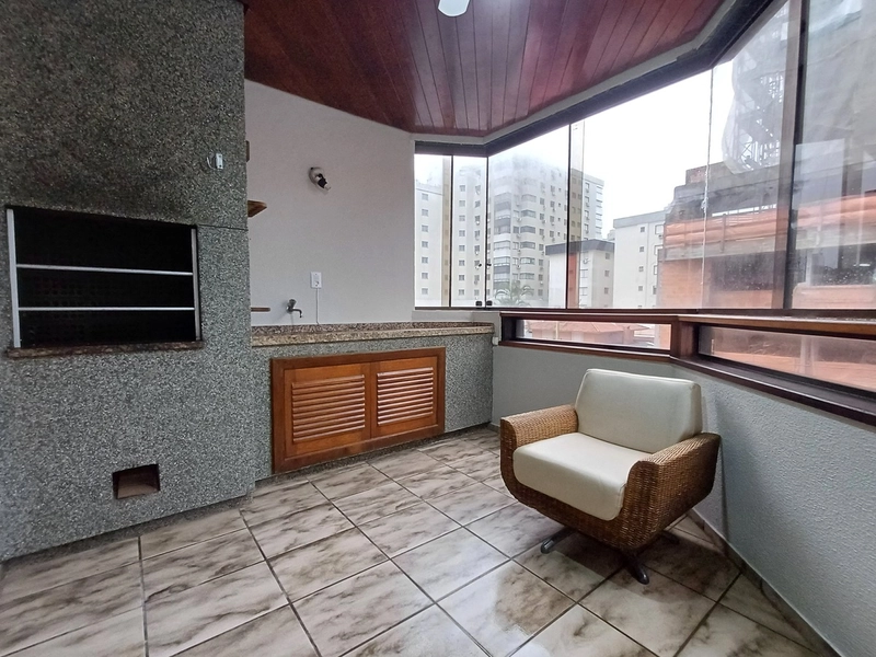 Apartamento gigante, sacada com churrasqueira - Capão da Canoa!!: 1ª foto da galeria de imagens do imóvel
