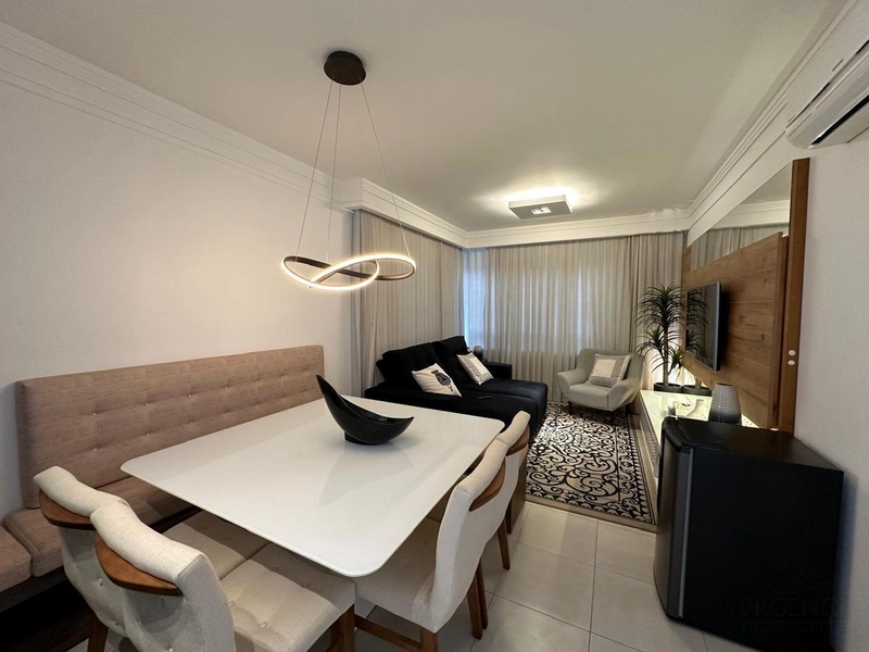 Apartamento de 2 Dormitórios Mobiliado e Decorado: 3ª foto da galeria de imagens do imóvel