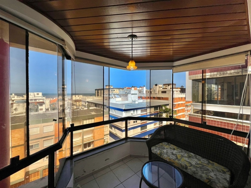 Apartamento 2 dormitórios no Centro com vista para o Mar.: 1ª foto da galeria de imagens do imóvel