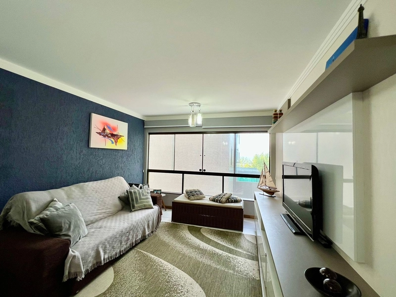 Apartamento de 2 Dormitórios com box vista mar: 3ª foto da galeria de imagens do imóvel