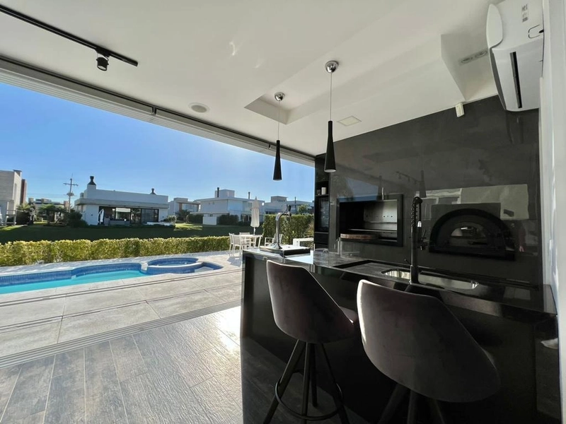 Casas à venda em CAPÃO DA CANOA, Condomínio Capão Ilhas Resort: 18ª foto da galeria de imagens do imóvel