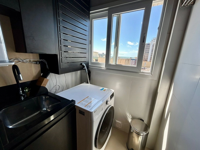 Apartamento de 2 Dormitórios com vista para o mar: 11ª foto da galeria de imagens do imóvel