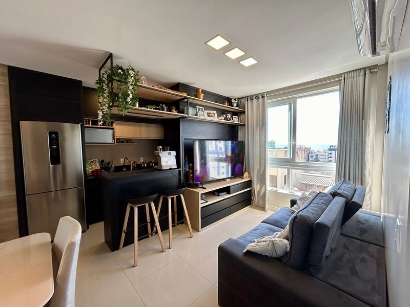 Apartamento de 2 Dormitórios com vista para o mar: 1ª foto da galeria de imagens do imóvel
