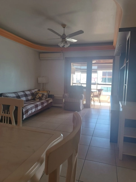 Apartamento 03 dormitórios a poucos passos do mar Capão da Canoa: 3ª foto da galeria de imagens do imóvel