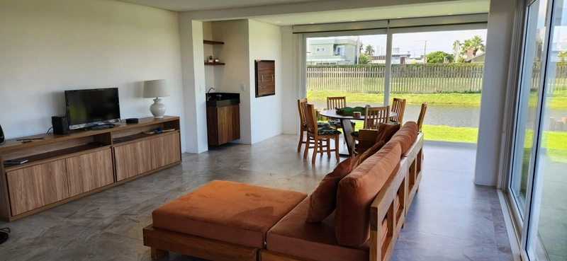 Casas à venda em Xangri-Lá, Condomínio One Atlântida House: 4ª foto da galeria de imagens do imóvel