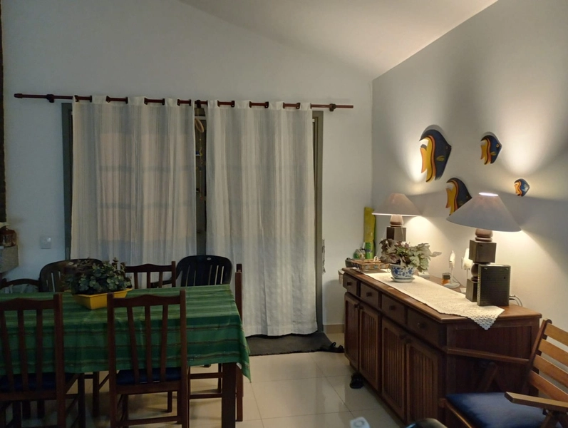 Esxelente casa 04 dormitórios com piscina locação temporada: 16ª foto da galeria de imagens do imóvel