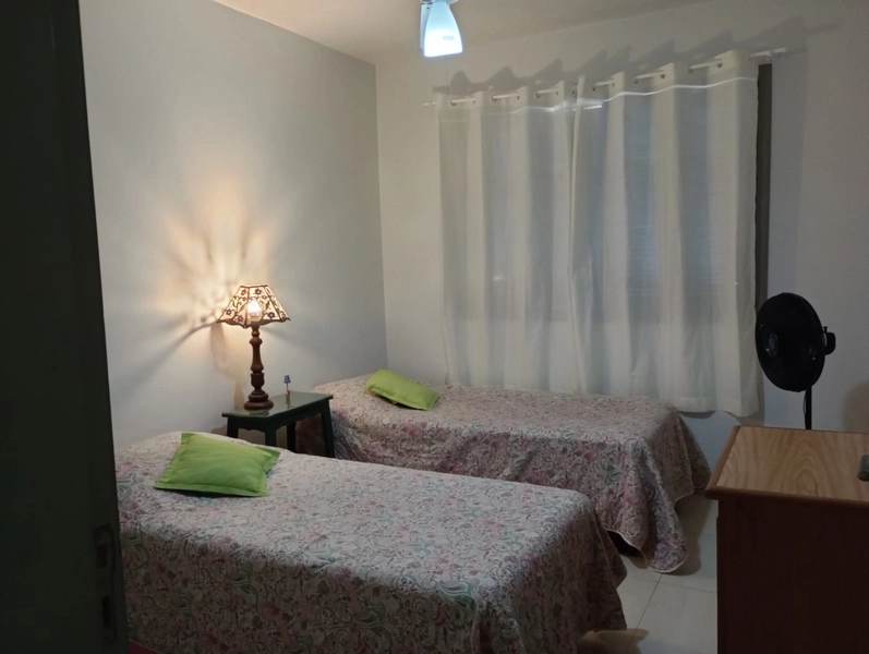 Esxelente casa 04 dormitórios com piscina locação temporada: 11ª foto da galeria de imagens do imóvel