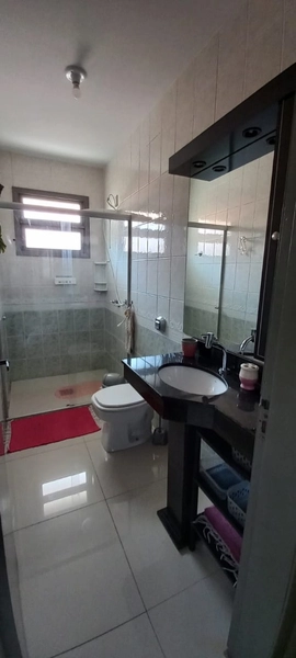 Esxelente casa 04 dormitórios com piscina locação temporada: 27ª foto da galeria de imagens do imóvel