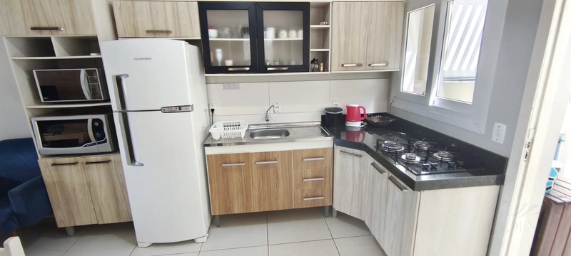 Casa 02 dormitório, espaço gourmet e churrasqueira locação temporada.: 1ª foto da galeria de imagens do imóvel