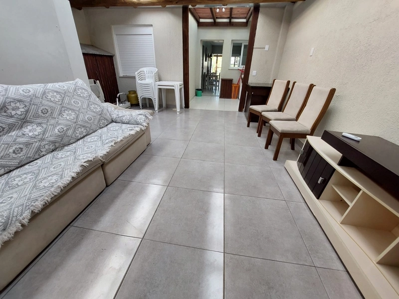 Casa 02 dormitório, espaço gourmet e churrasqueira locação temporada.: 16ª foto da galeria de imagens do imóvel