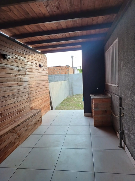 Casa 02 dormitórios ampla, com excelente garagem com churrasqueira: 17ª foto da galeria de imagens do imóvel