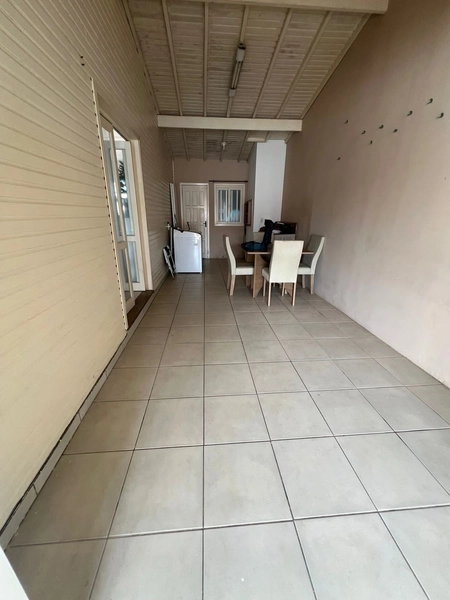 Casa com piscina em Capão da Canoa: 4ª foto da galeria de imagens do imóvel
