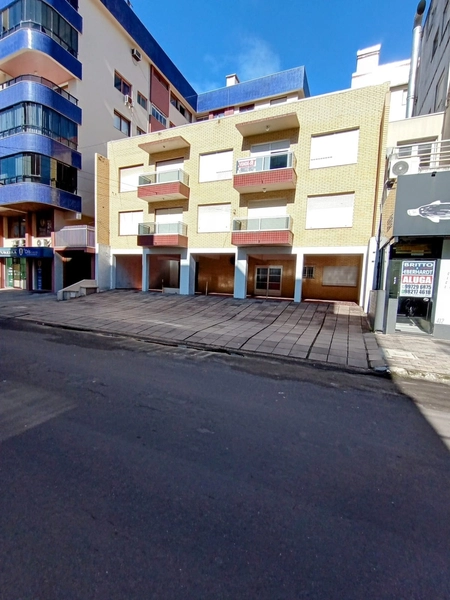 Apartamento 03 dormitórios gigante no Centro Capão da Canoa: 16ª foto da galeria de imagens do imóvel