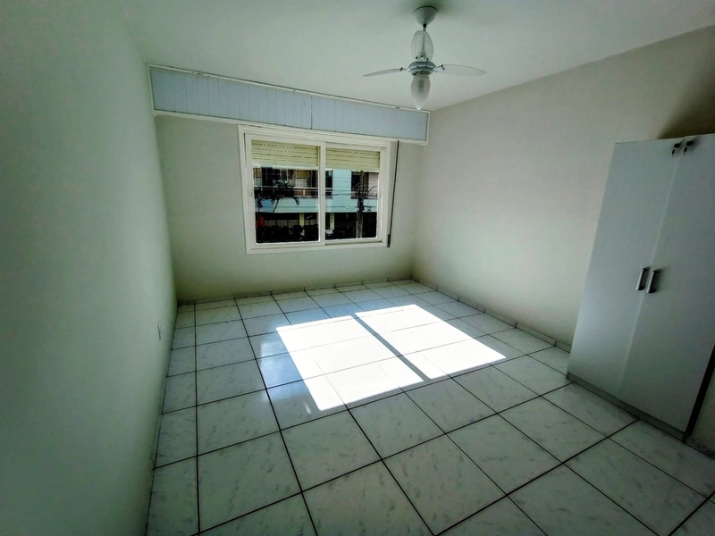 Apartamento 03 dormitórios gigante no Centro Capão da Canoa: 6ª foto da galeria de imagens do imóvel
